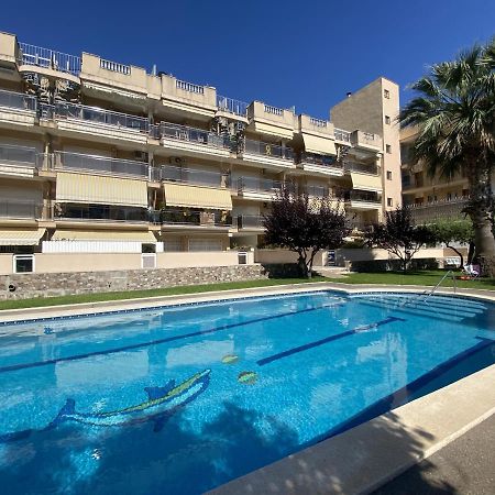 R123 Apartamento en la planta baja con piscina cerca de la playa Calafell Exterior foto